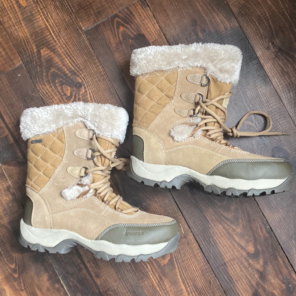 Winter boots, NWT, Woods